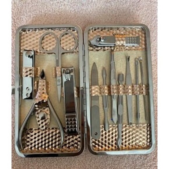 New Professional Nail Care kit Manicure Grooming Set with Travel Case(Rose Gold) - Picture 2 of 3